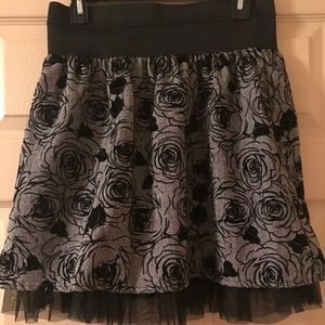 ~Joe Benbasset Floral Skirt Size Large~BNWOT~